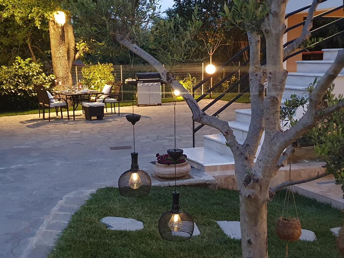 Вилла Dioni Luxury House Nea Iraklitsa Экстерьер фото